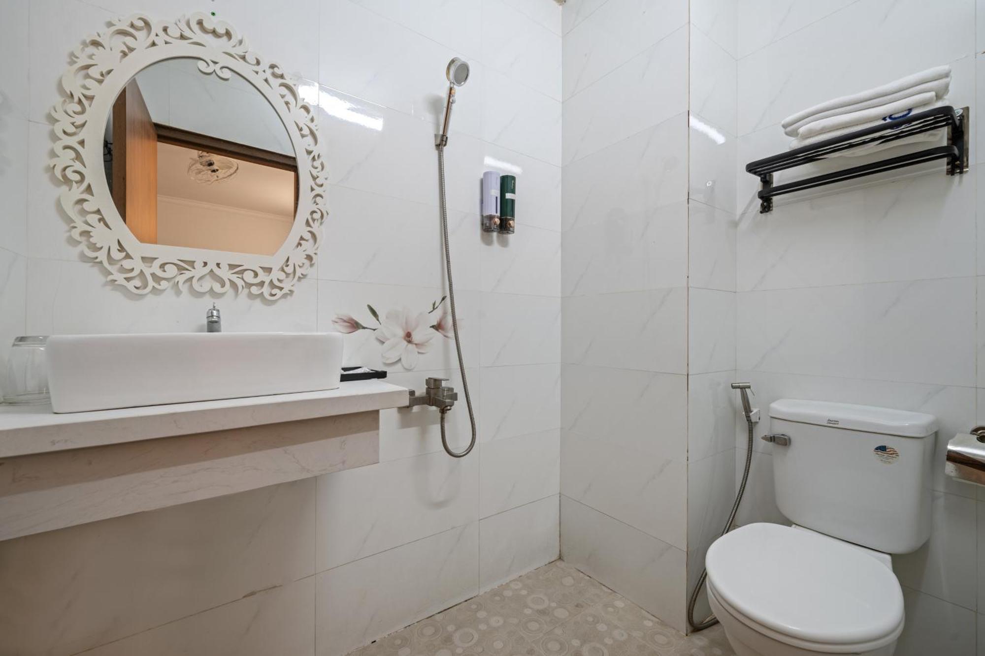 Khach San Nami Nha Trang Otel Dış mekan fotoğraf
